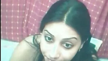 Qual è la motivazione della mia matrigna Perché mi prende nonne puttane porno sempre il cazzo quando faccio irruzione nella sua stanza