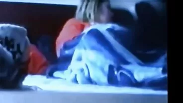 Due donne sottomesse si fanno gola e vengono nonne porche amatoriale frustate dal loro ragazzo