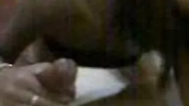 Serene ha fatto sesso con Tiffany mamme porcelline per la compagnia