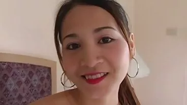 Lina mamme porche mature vuole un favore in cambio della sua figa stretta