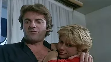 L'ufficiale dell'LP si scopa la figa pelosa dei taccheggiatori video porno gratis mamme porche