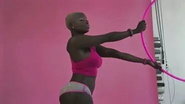 Trash babe succhia mamme mature troie cazzi per bukkake