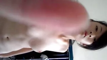 La teenager Ivana Sugar è dolce come lo zucchero mamme e zie troie