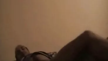 La super sexy Mariana Angel si fa scopare mamme e figlie porche in una scena POV audio 3D molto calda