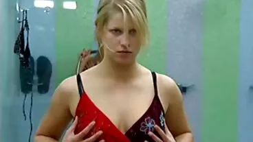 La matrigna mamme troie porno selvaggia e arrapata della MILF era pronta per il suo cazzo forte