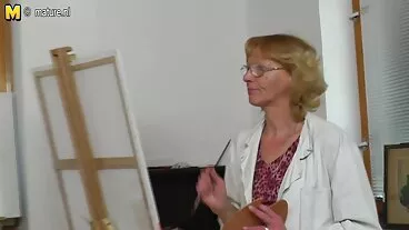 Giovane sexy nonne italiane porche squirta e si sottomette